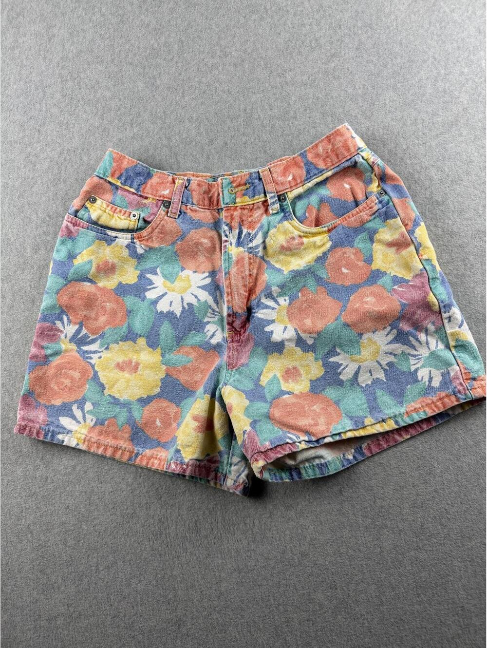 Adesso vintage floral shorts